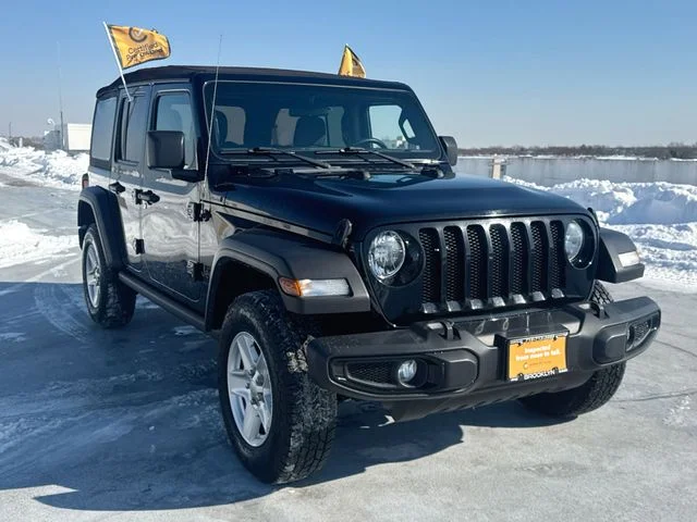 Used 2022 Black Jeep Unlimited Willys image 2