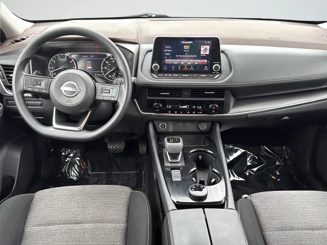 Used 2023 Silver Nissan SV image 9