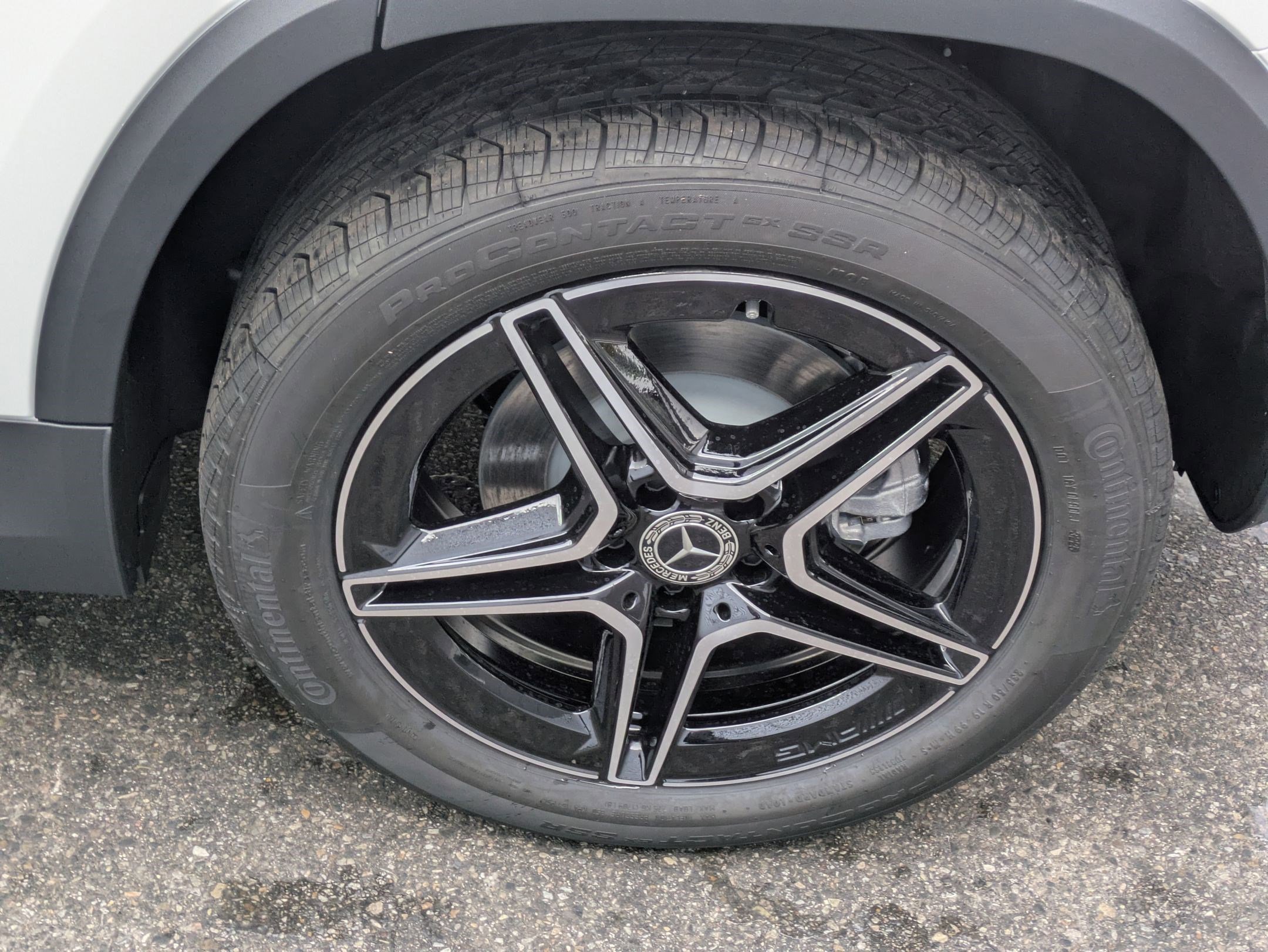 New 2026 Polar White Mercedes-Benz GLA 250 image 34