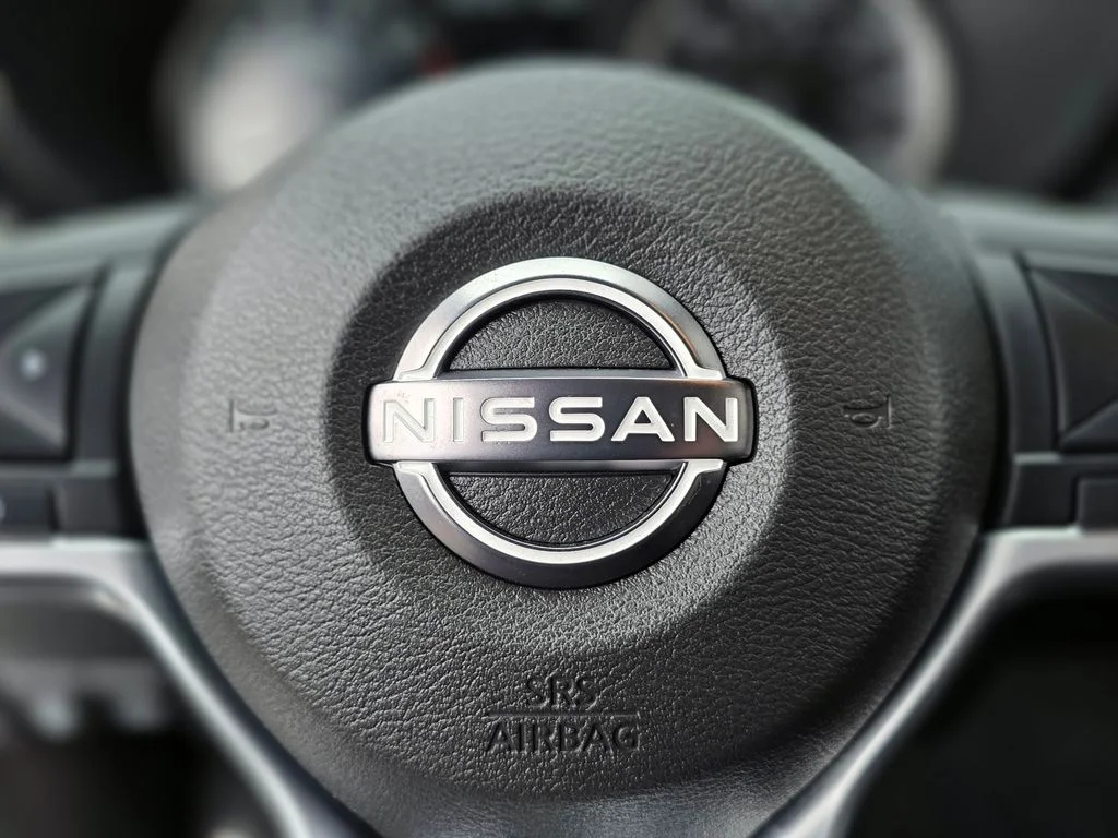 Used 2025 White Nissan 1.6 SR image 24