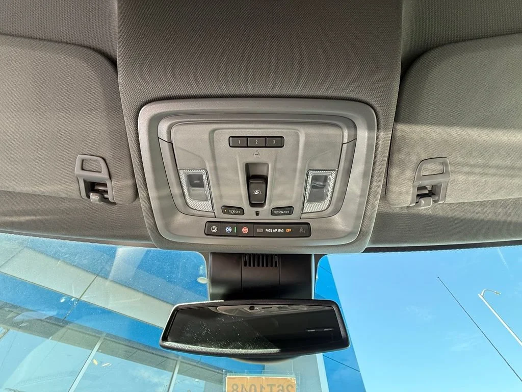 New 2026 Sterling Metallic GMC SLT image 30