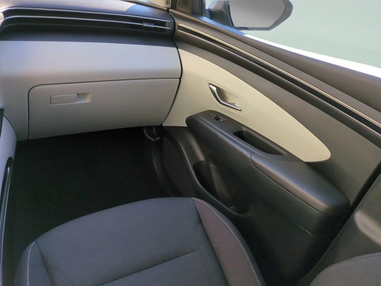Used 2022 Phantom Black Hyundai Blue image 14