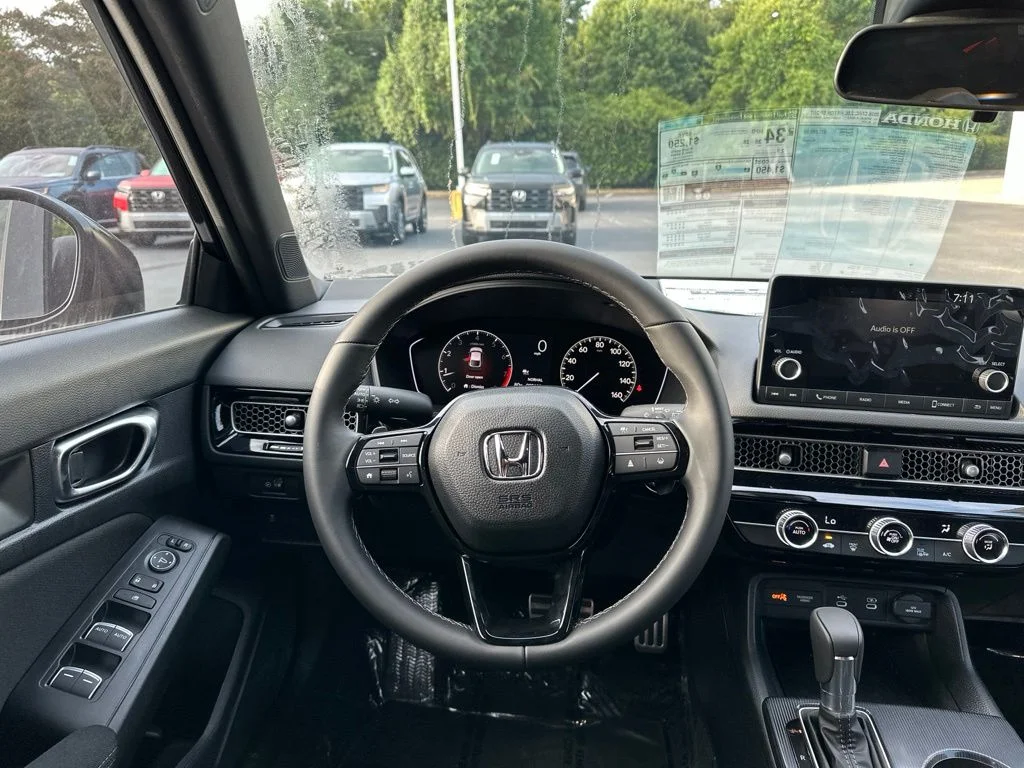 2026 Honda Civic Hatchback Sport - Photo 17