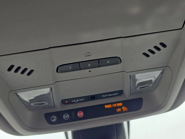 Used 2025 Gray Chevrolet LT image 40