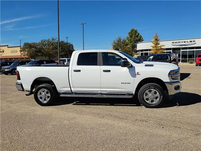 Used 2026 White RAM Big Horn 4x4 Crew Cab 6.3 ft. box 149 in. WB image 5