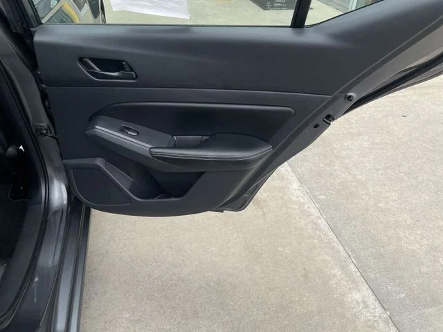 2025 Nissan Altima SV - Photo 36