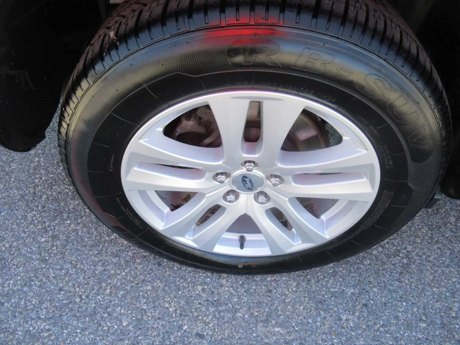 Used 2018 Ingot Silver Ford XLT image 10