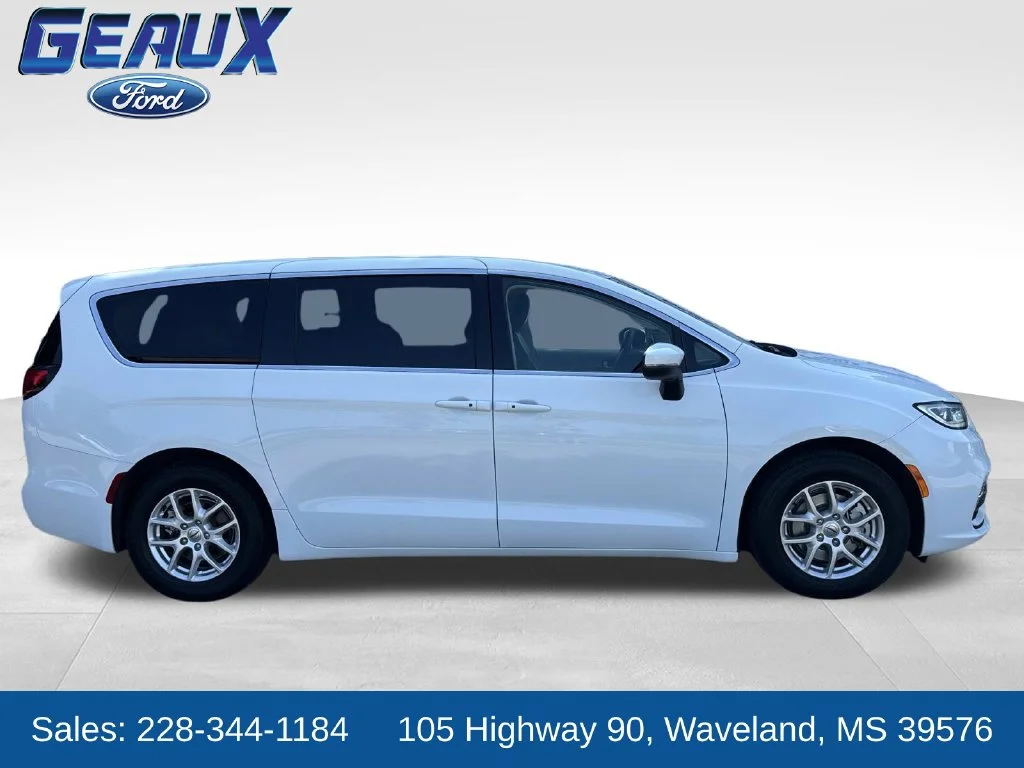 2023 Chrysler Pacifica