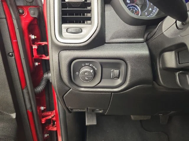 Used 2026 Molten Red Pearlcoat Ram Black Express image 33
