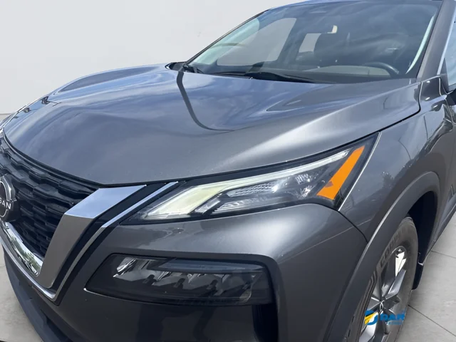 Used 2023 Gray Nissan S image 10