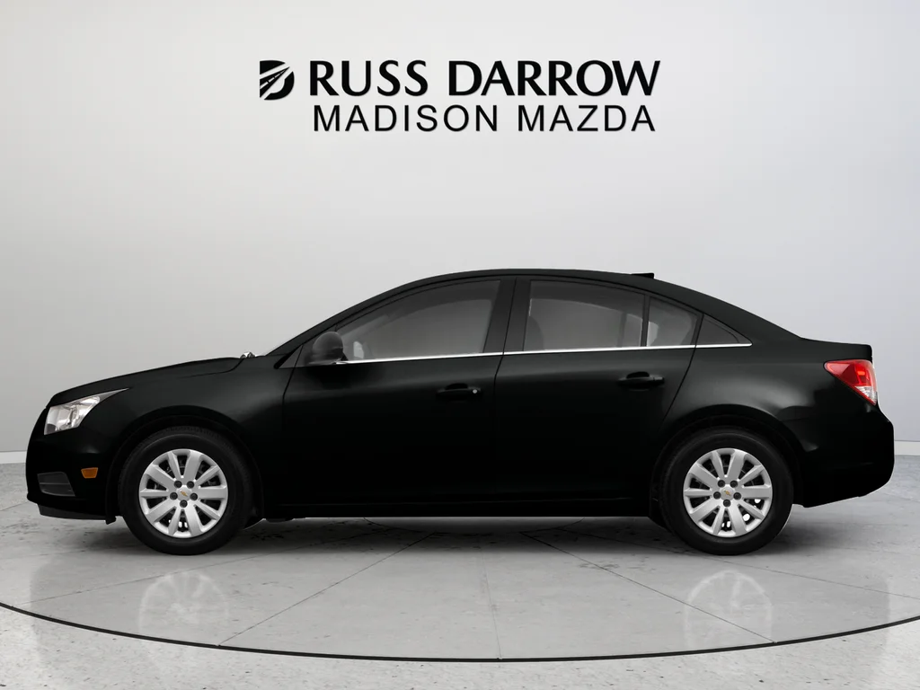 Used 2011 Black Chevrolet 1LT image 3