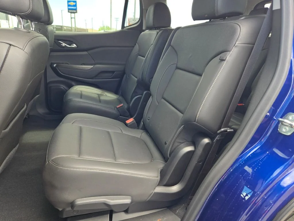 Used 2023 Blue GMC SLT image 19