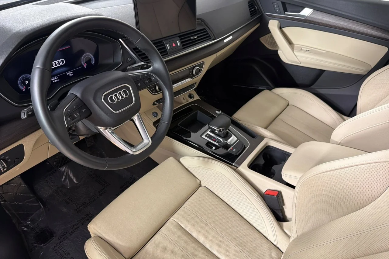 Used 2023 FLORETT SILVER MET Audi S line Premium Plus image 9