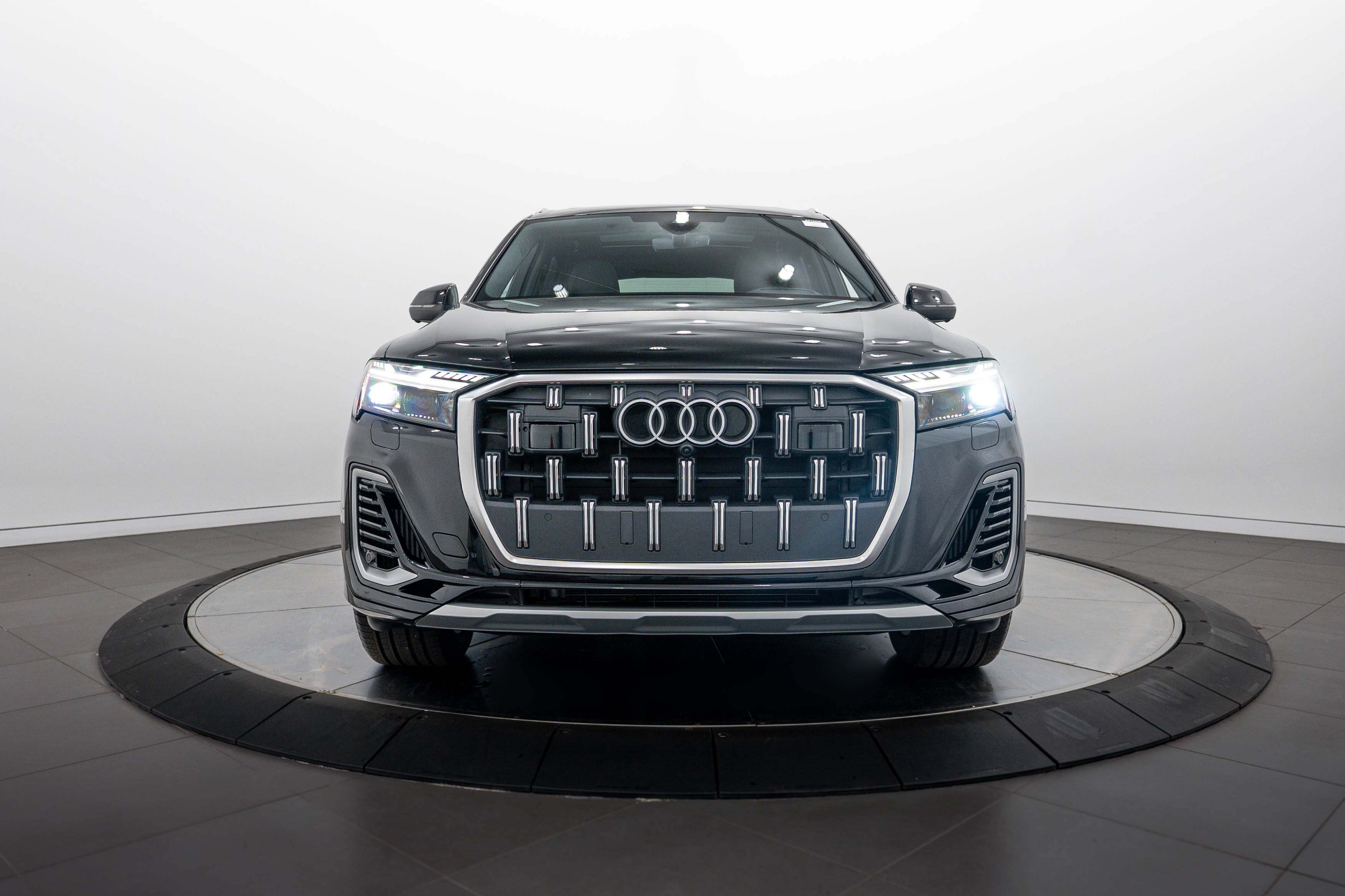Certified Used 2025 Mythos Black Metallic Audi Prestige image 24