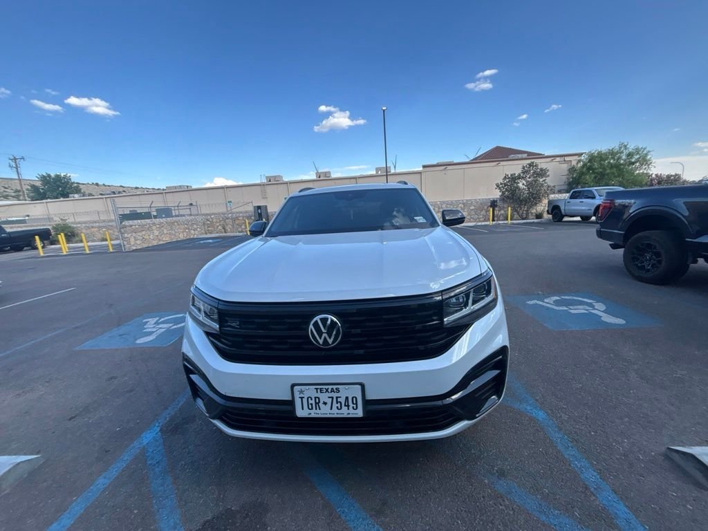 Used 2023 White Volkswagen 2.0T SEL R-Line image 20