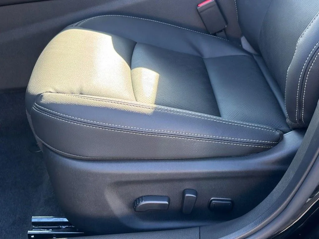 Certified Used 2025 Black Nissan 2.5 SL image 20