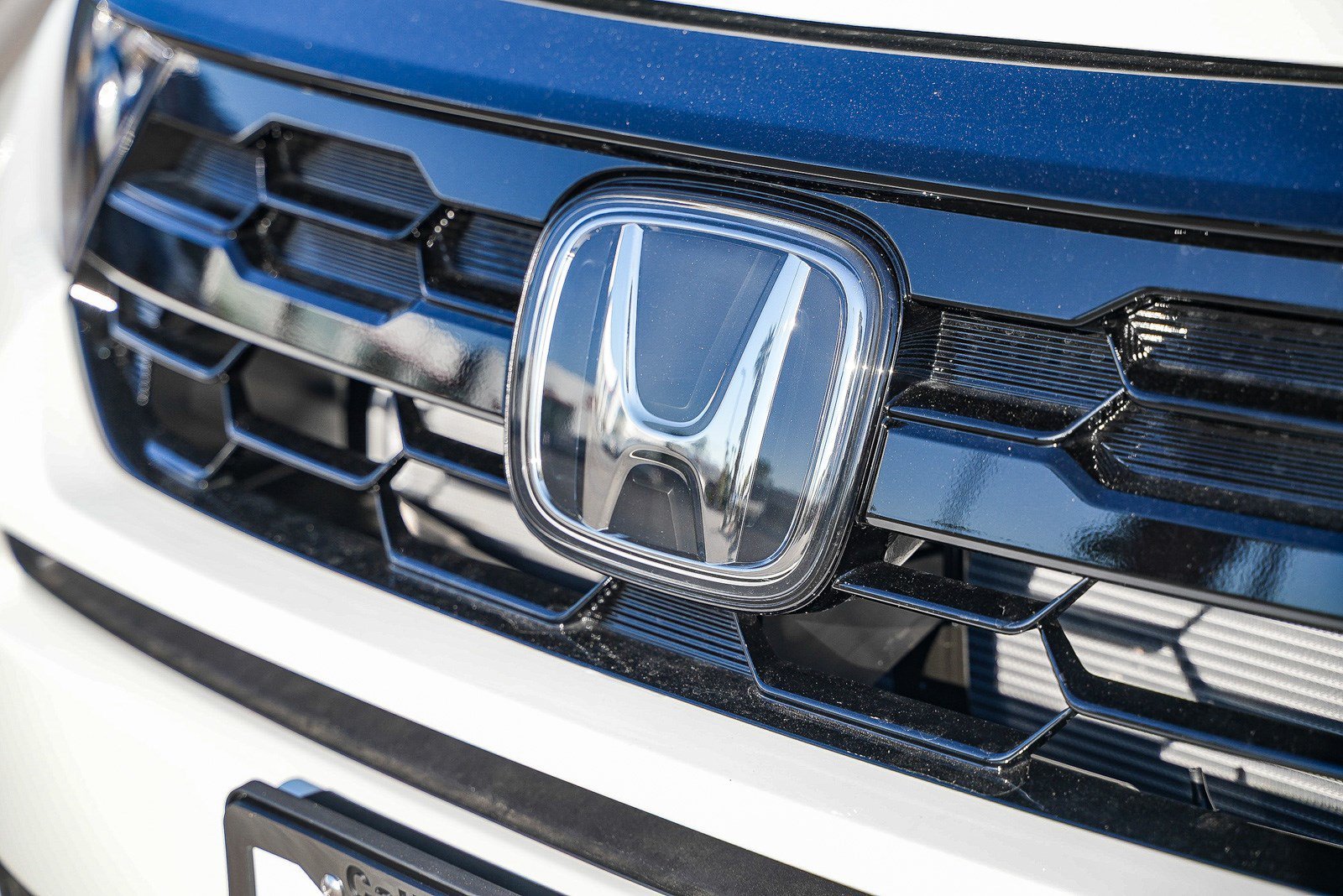 New 2027 Platinum White Pearl Honda Elite image 8
