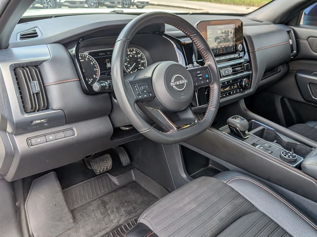 Used 2024 White Nissan Rock Creek image 32