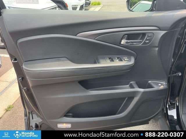 Certified Used 2023 Crystal Black Pearl Honda RTL-E image 15