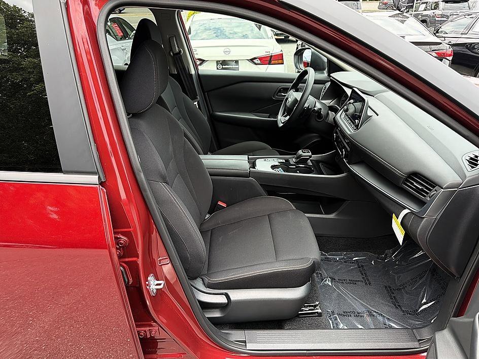 Used 2026 Scarlet Ember Tintcoat Nissan S image 19