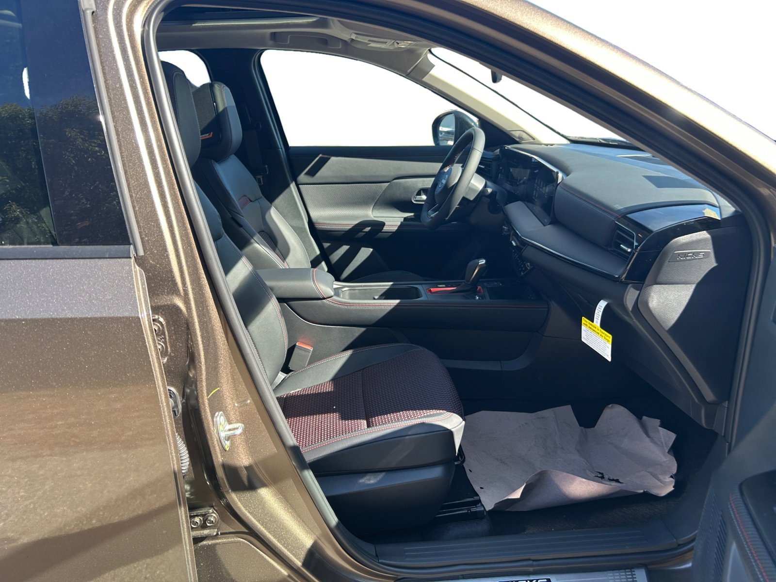 2026 Nissan KICKS SR AWD - Photo 31