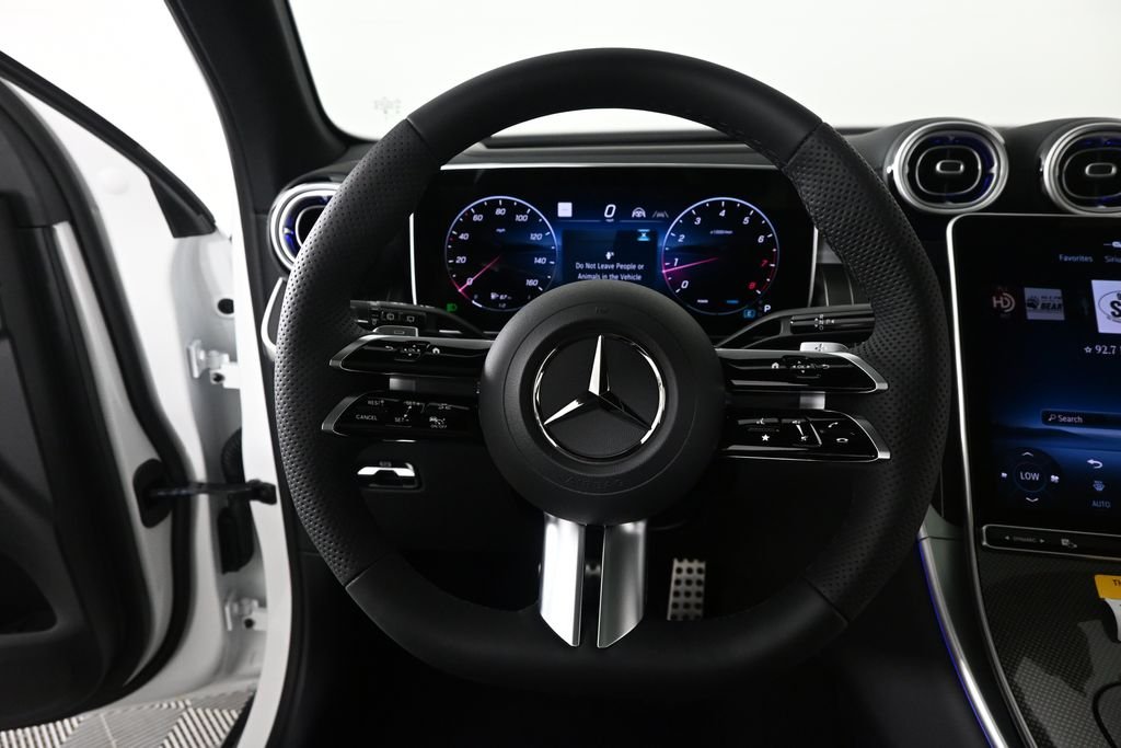 New 2026 Polar White Mercedes-Benz GLC 300 image 2