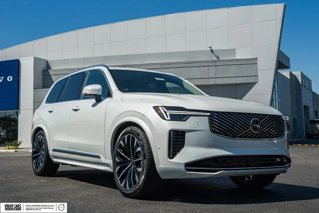 2026 Volvo XC90 Plug-In Hybrid