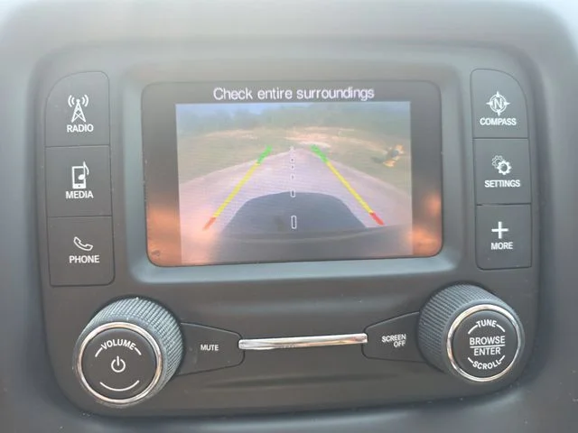 Used 2018 Black Jeep Latitude image 23