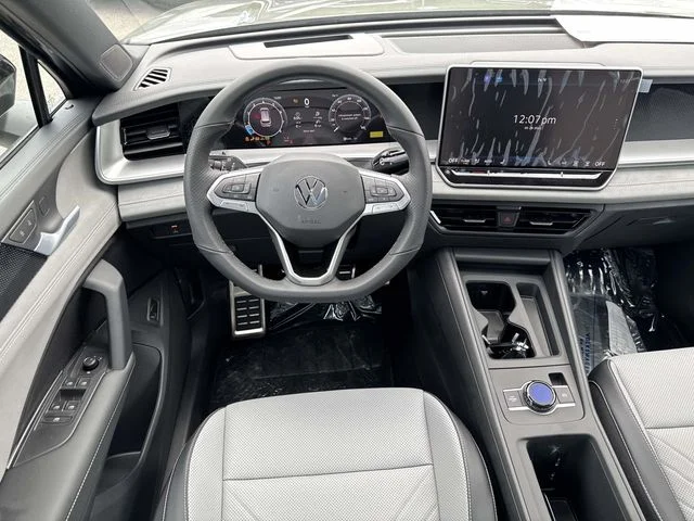 New 2026 Green Volkswagen 2.0T SE R-Line Black image 8