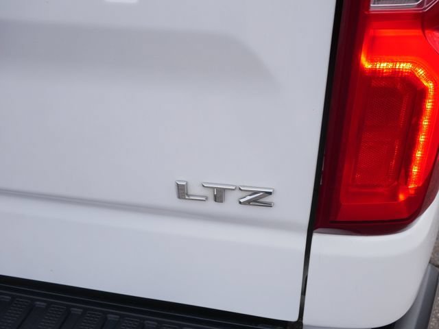 Used 2020 SUMMIT WHITE Chevrolet LTZ image 10