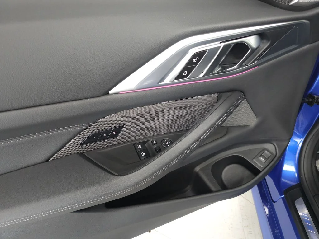 Used 2025 Blue Metallic BMW M440i xDrive image 6