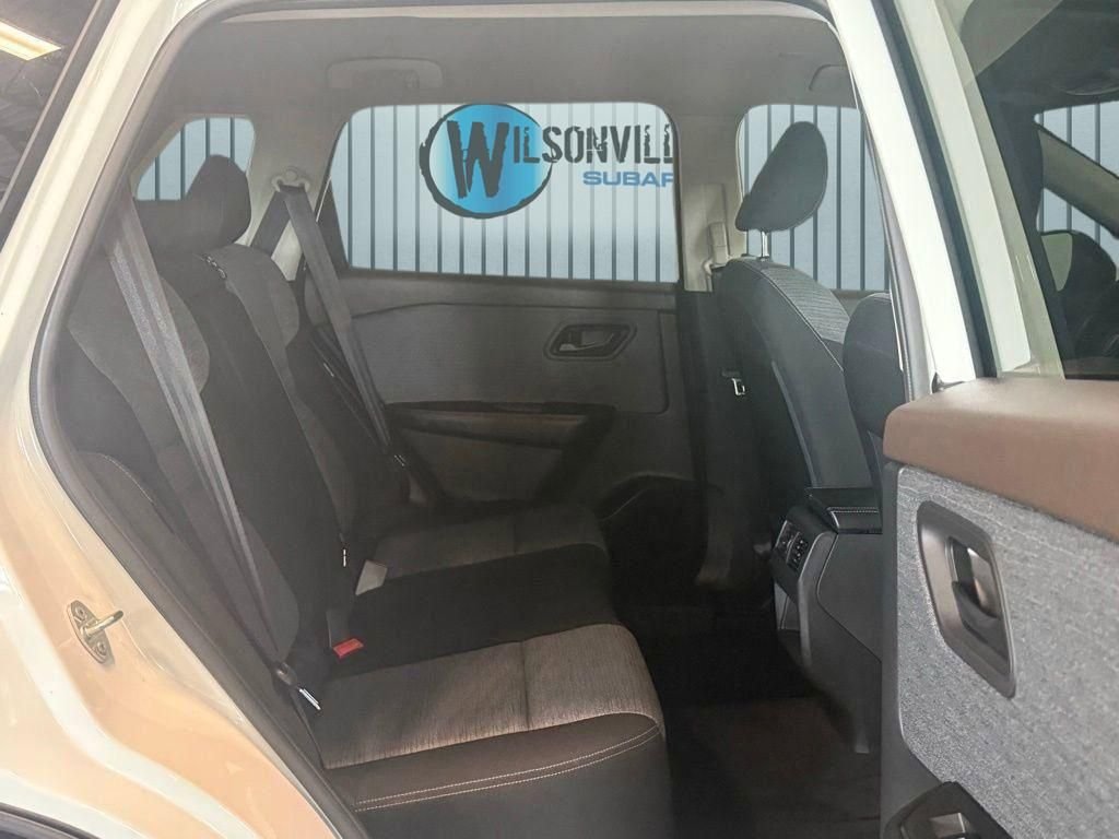 Used 2022 White Nissan S image 7
