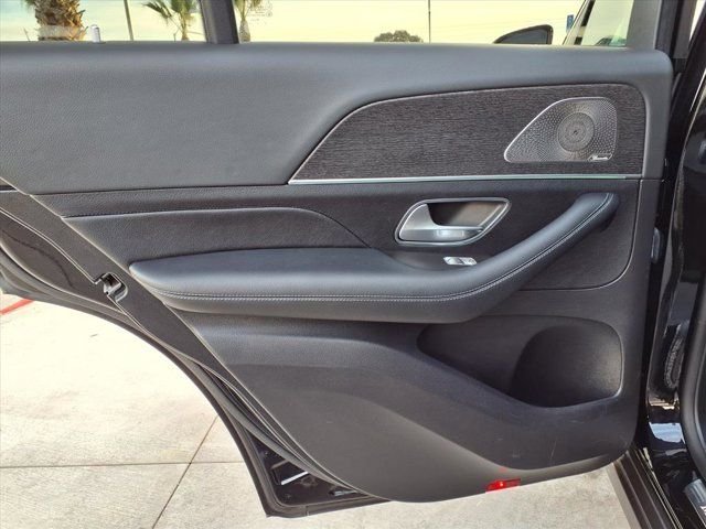 Certified Used 2022 Black Mercedes-Benz GLE350W4 image 17