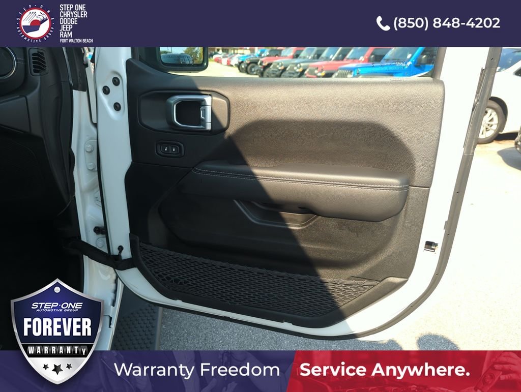 Used 2022 White Jeep Unlimited Sahara 4xe image 31
