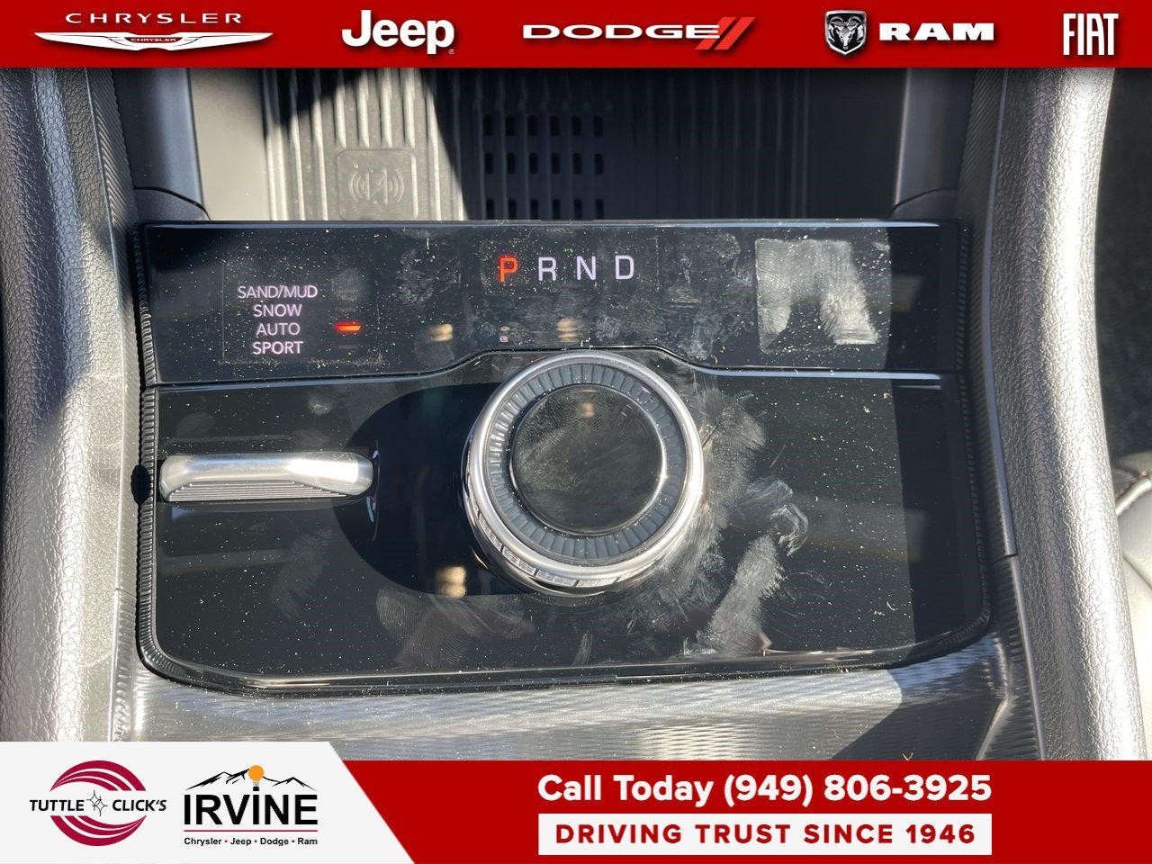 New 2026 Diamond Black Crystal Pearl-Coat Exterior Paint Jeep 85th Anniversary Edition image 19