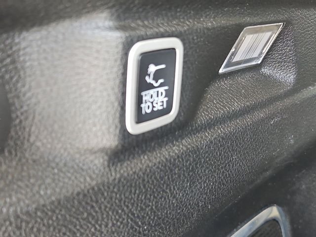 Used 2021 Bright White Clearcoat Jeep Limited image 40