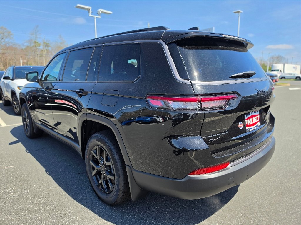 New 2026 Black Jeep Altitude image 10