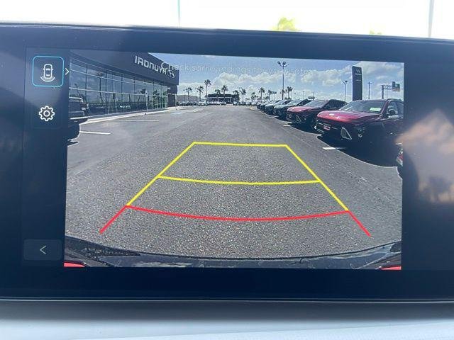 New 2026 Black Hyundai SE FWD image 9