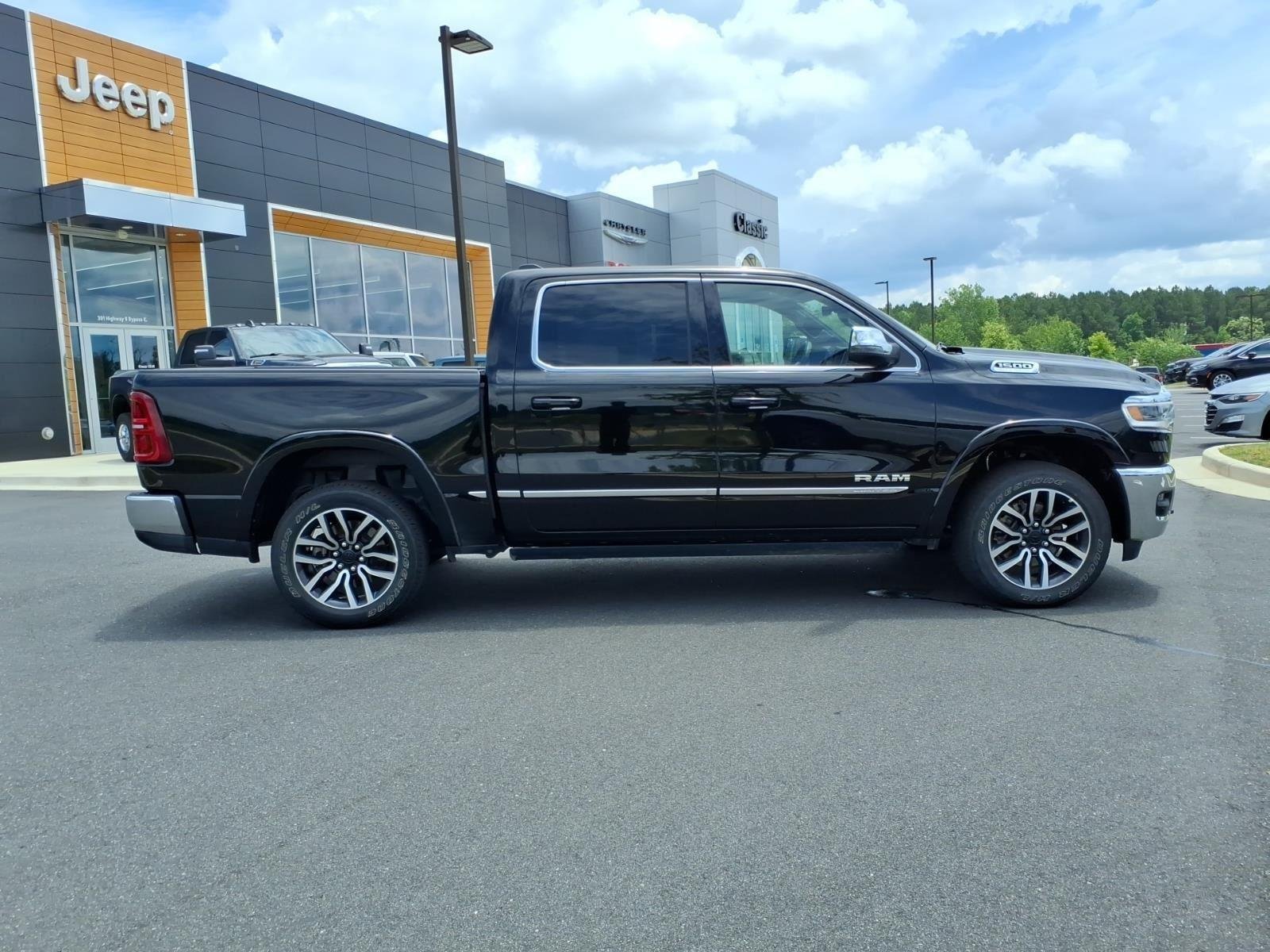 Used 2026 Diamond Black Crystal Pearlcoat Ram Limited image 11