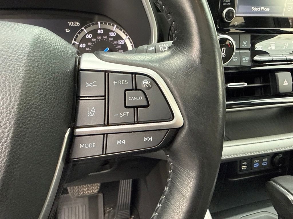 Used 2022 Brown Toyota XLE image 29