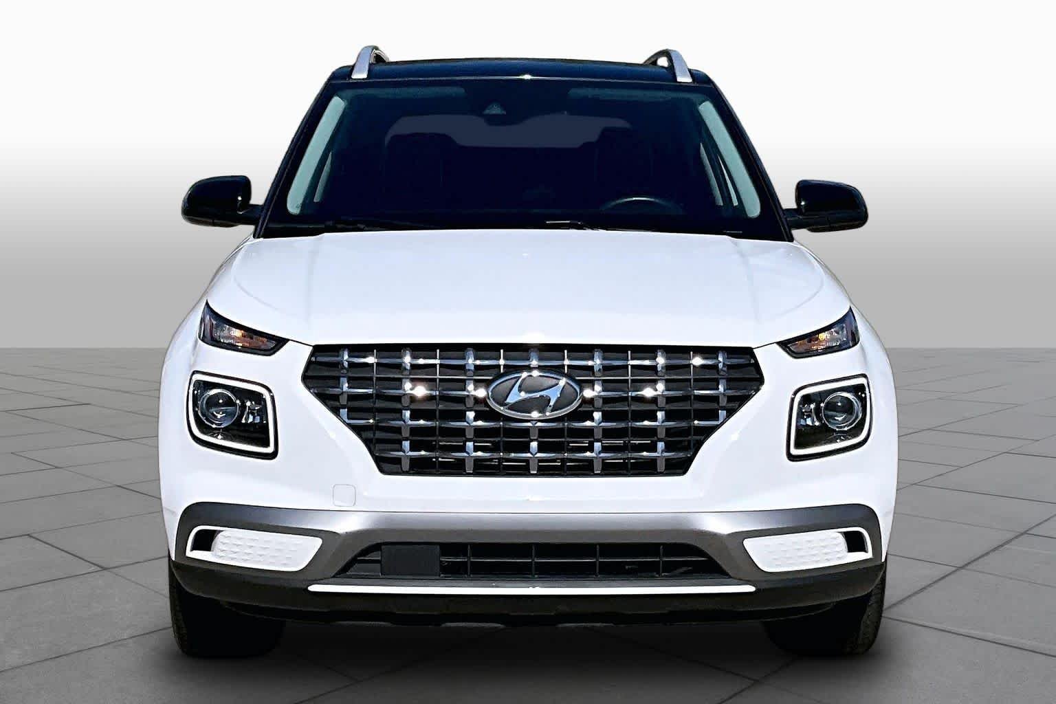 Pre-Owned 2022 Hyundai Venue Limited