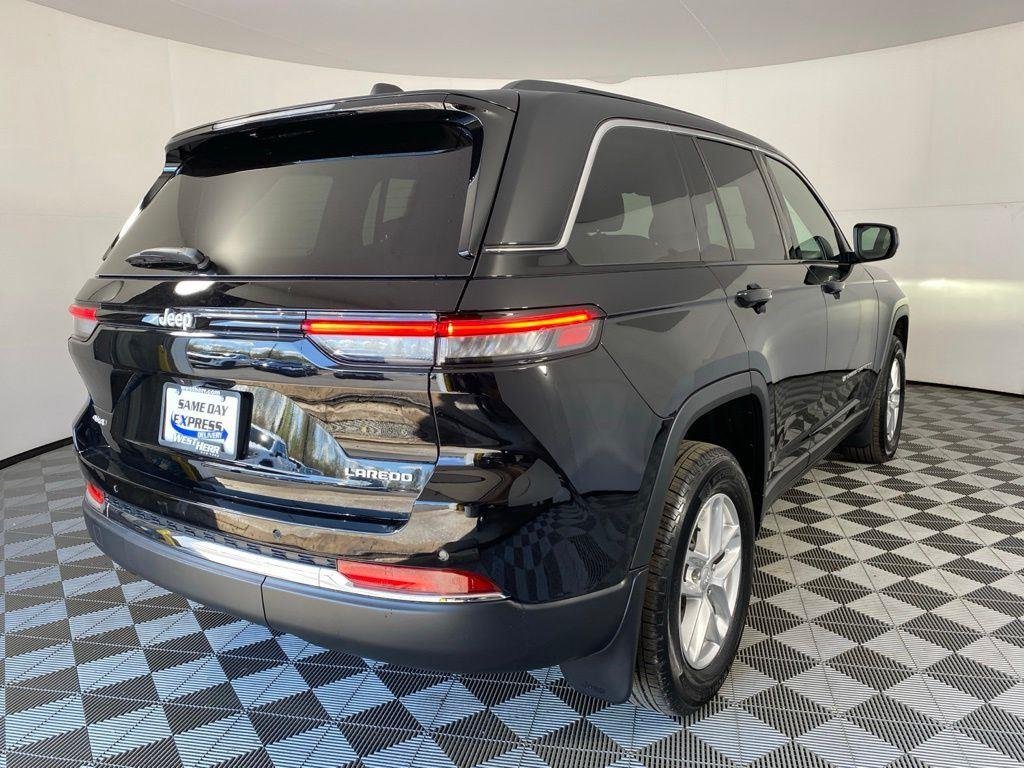 2025 Jeep Grand Cherokee Laredo - Photo 10