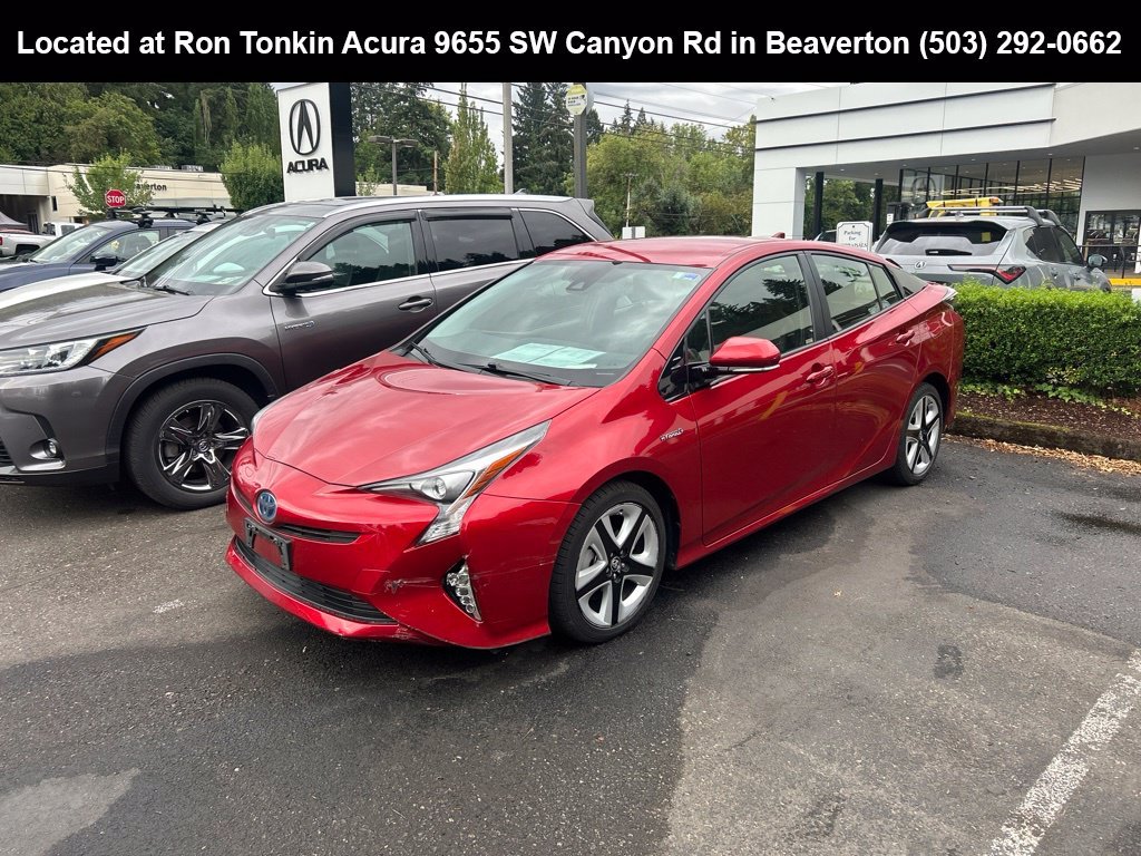 Used 2017 Hypersonic Red Toyota Three Touring image 6