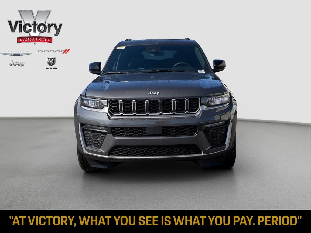 New 2026 Baltic Gray Metallic Clear-Coat Exterior Paint Jeep Limited image 2