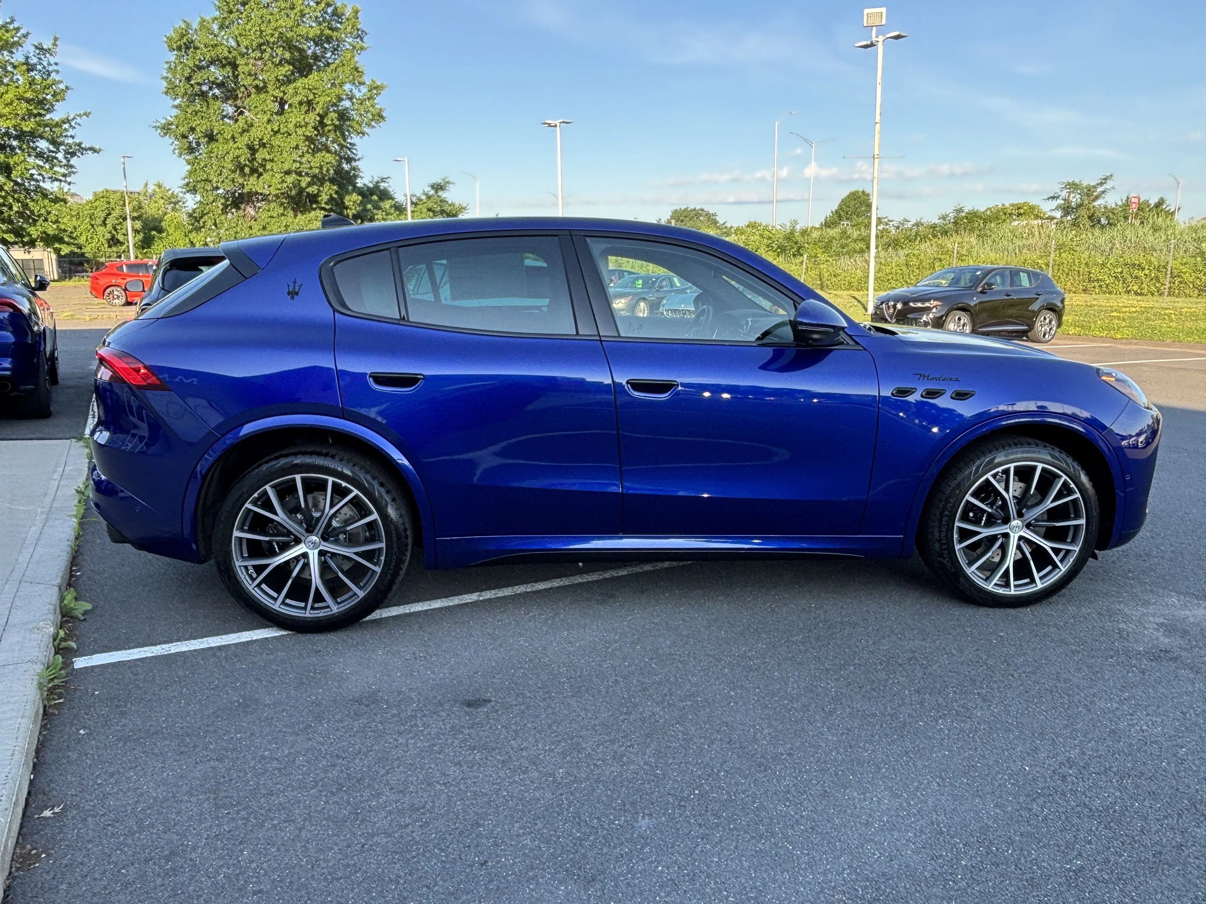 New 2026 BLU INTENSO Maserati Modena image 9
