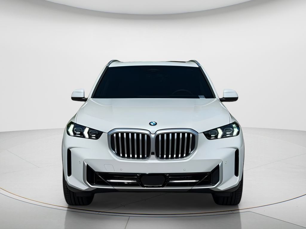 New 2026 Mineral White Metallic BMW sDrive40i image 2