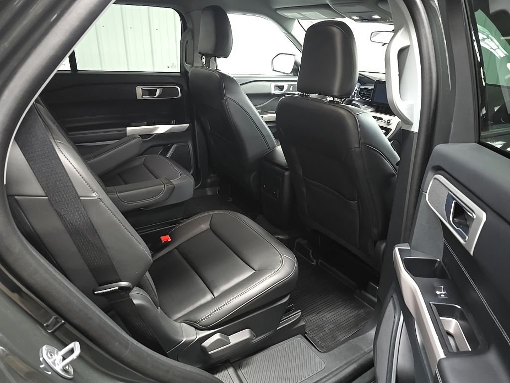 Used 2024 Green Metallic Ford XLT image 23