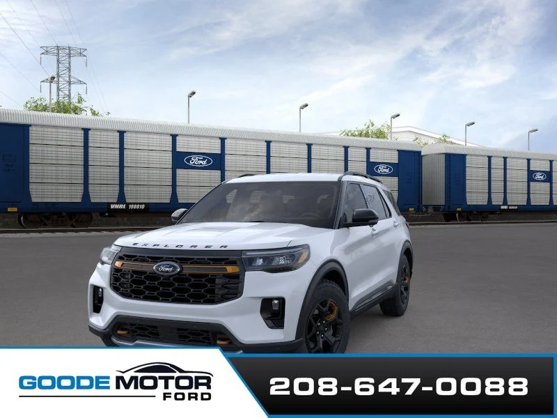New 2026 Space White Metallic Ford Tremor® image 2