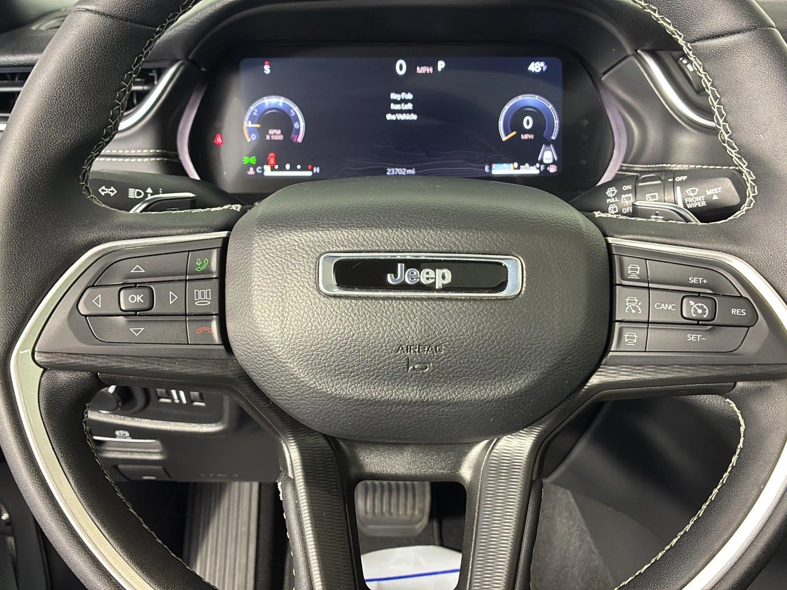 Used 2024 Silver Zynith Jeep Laredo X image 39