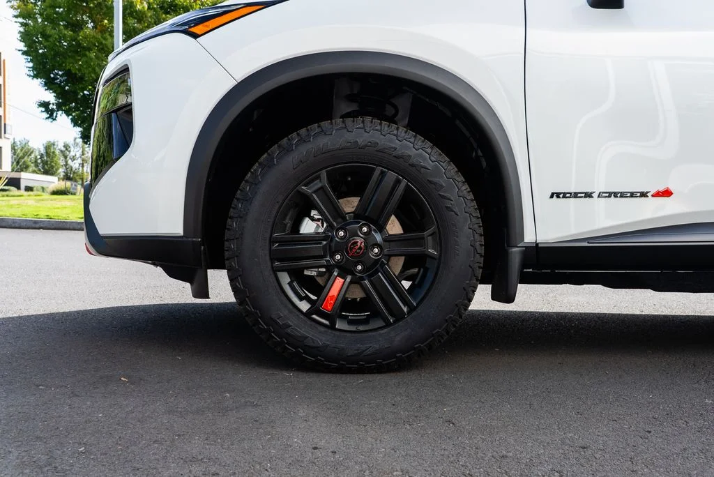 New 2026 Everest White Pearl TriCoat Nissan Rock Creek® image 7